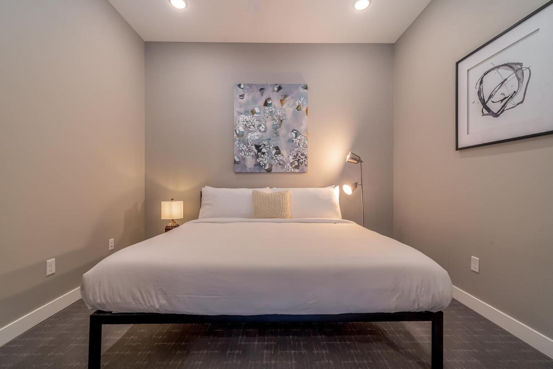 Family Two-Bedroom Apartment (Self Check-in with Virtual Front Desk)